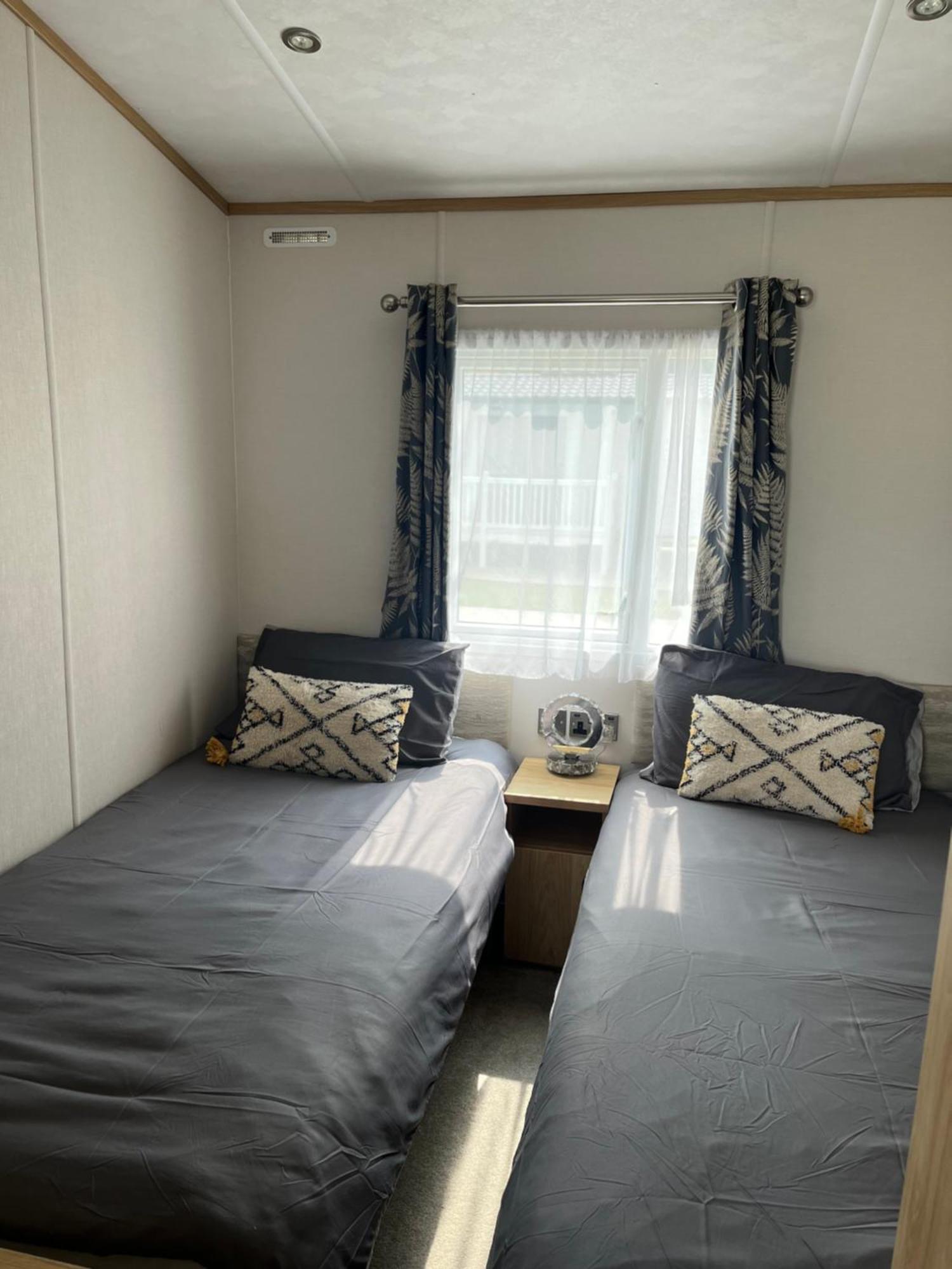 The Luxe Lodge, Skipsea Sands Bridlington Ulrome Екстер'єр фото