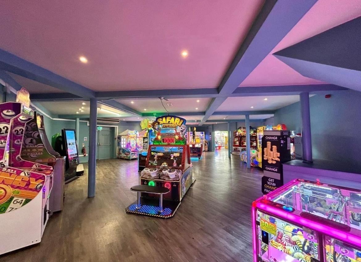 The Luxe Lodge, Skipsea Sands Bridlington Ulrome Екстер'єр фото